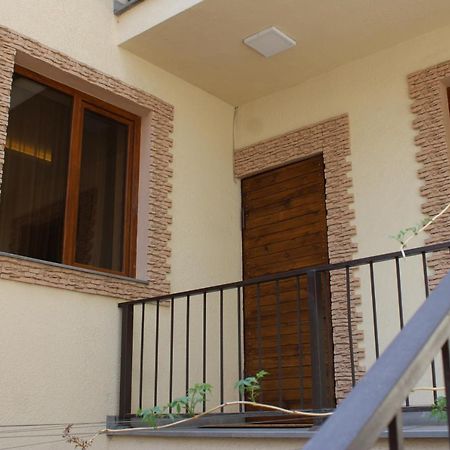 Your Home Erivan Exterior foto
